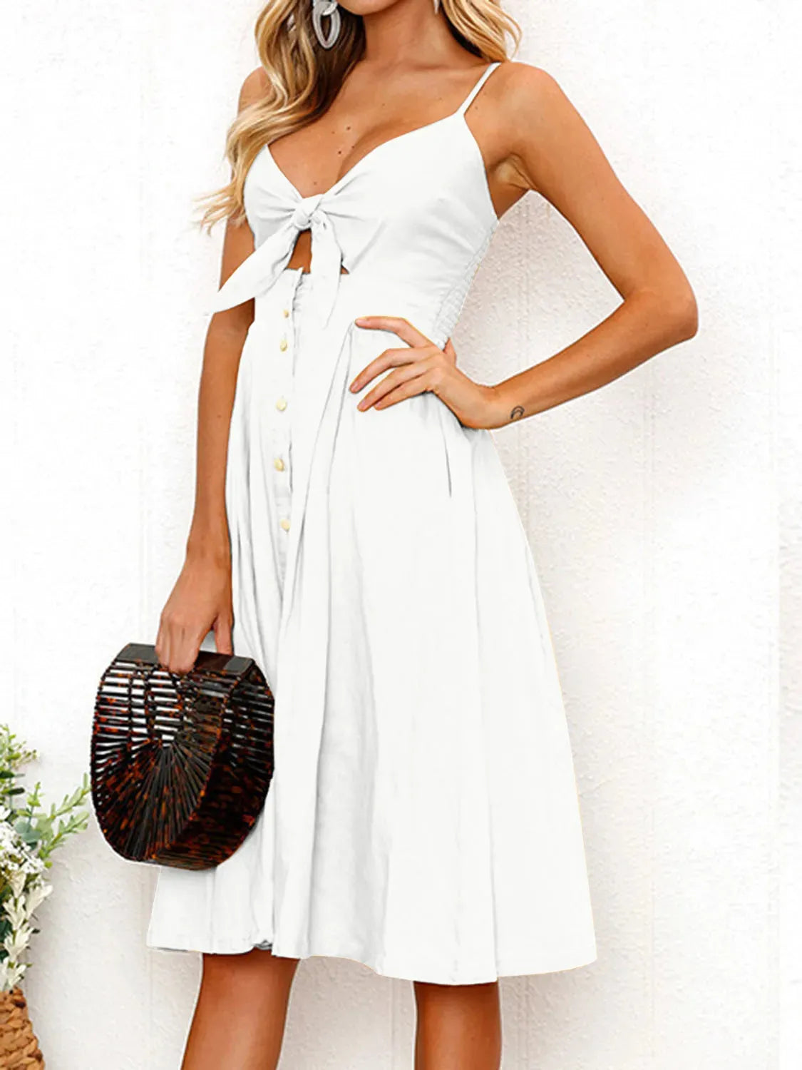 Cutout Smocked Sweetheart Neck Cami Dress Casual Dresses - Tophatter Daily Deals