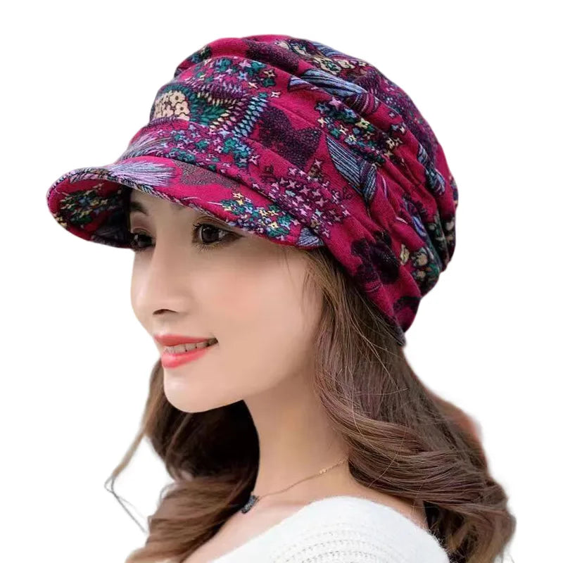Warm Textured Women’s Winter Cap - Short Brim, Cotton Blend Rood - Tophatter Daily Deals