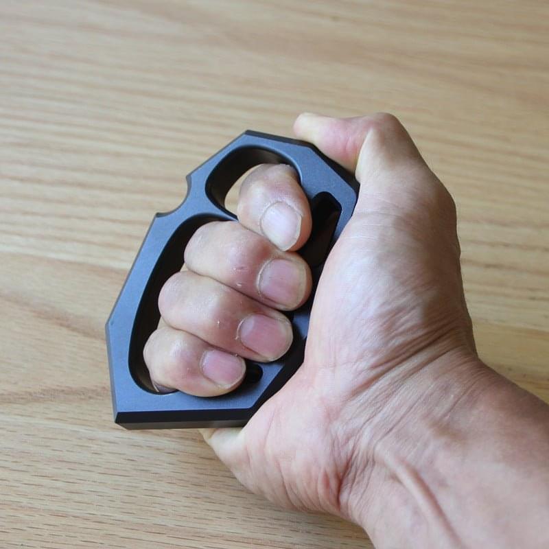 Fist Knuckles Black Aluminium Alloy Light - Cakra EDC Gadgets Brass Knuckles - Tophatter Daily Deals