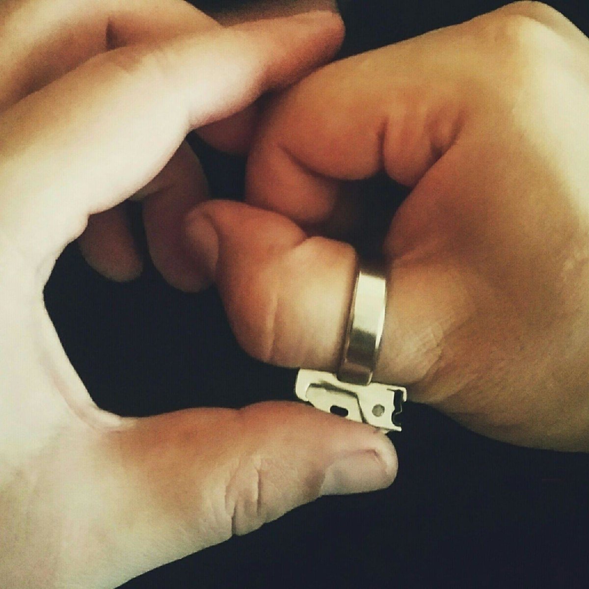 Folding Brass Knuckle Knife Brass Knuckles - Tophatter Daily Deals