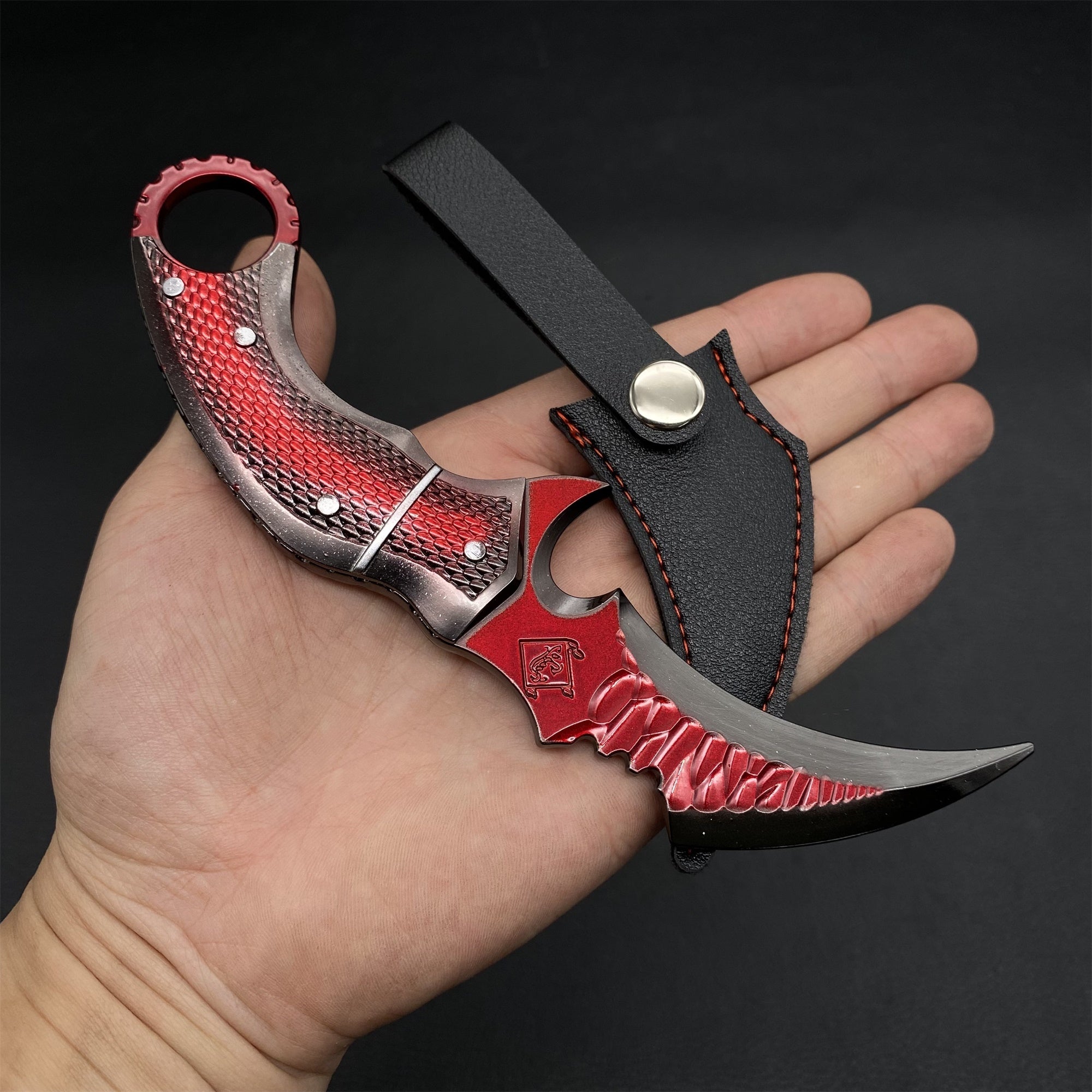 Delta Force Game Knife Metal Props For Collection Red Owl Karambit - Tophatter Daily Deals