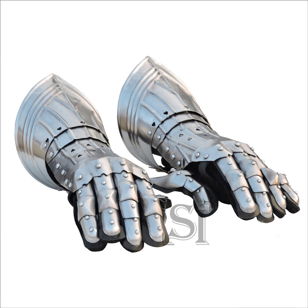 Gothic Finger Gauntlets - Tophatter's Guns'N'Weapons Store Collectible Weapons - Tophatter Daily Deals