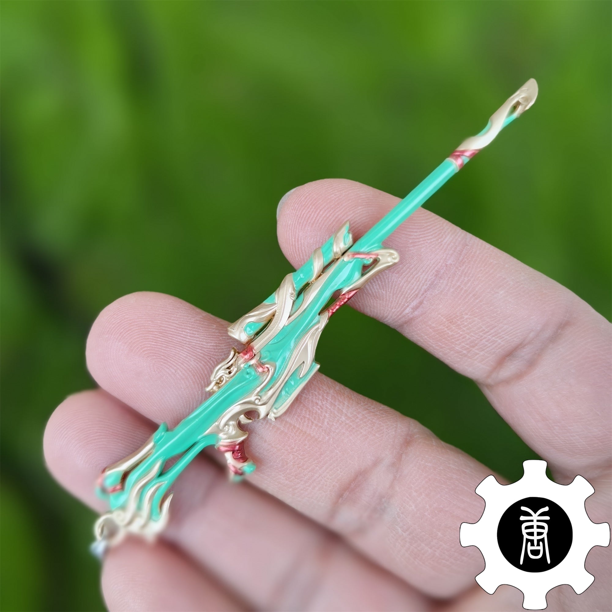 Imperium Skin Gun Weapon Keychain Green Pendant 5 In 1 Pack - Tophatter Daily Deals