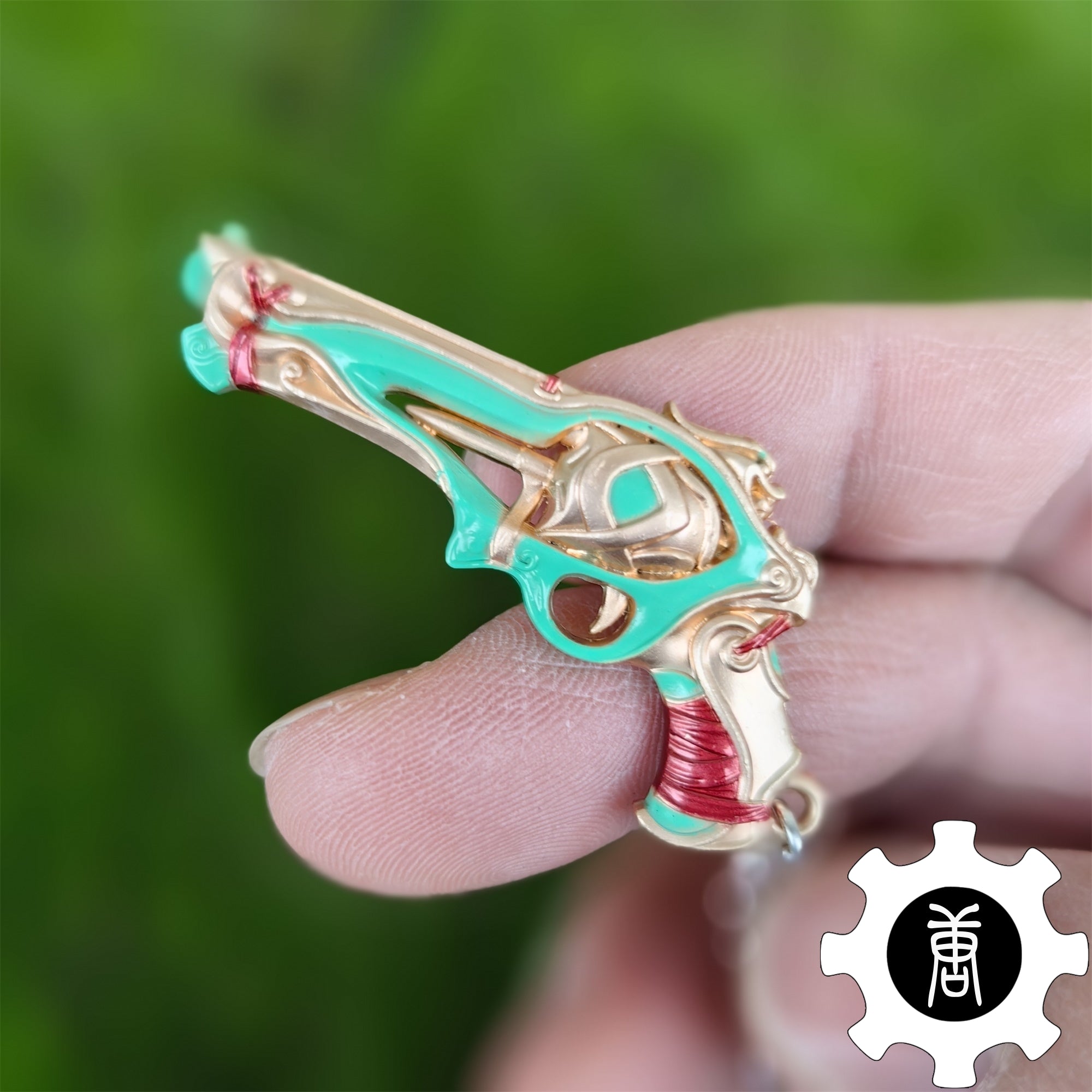 Imperium Skin Gun Weapon Keychain Green Pendant 5 In 1 Pack - Tophatter Daily Deals