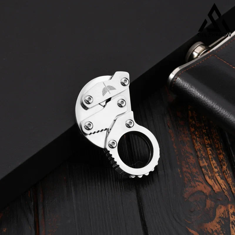 GS185 Eagle Beak Full Steel Folding Knife Gadget Ring Knife Pocket Knives - Tophatter Daily Deals