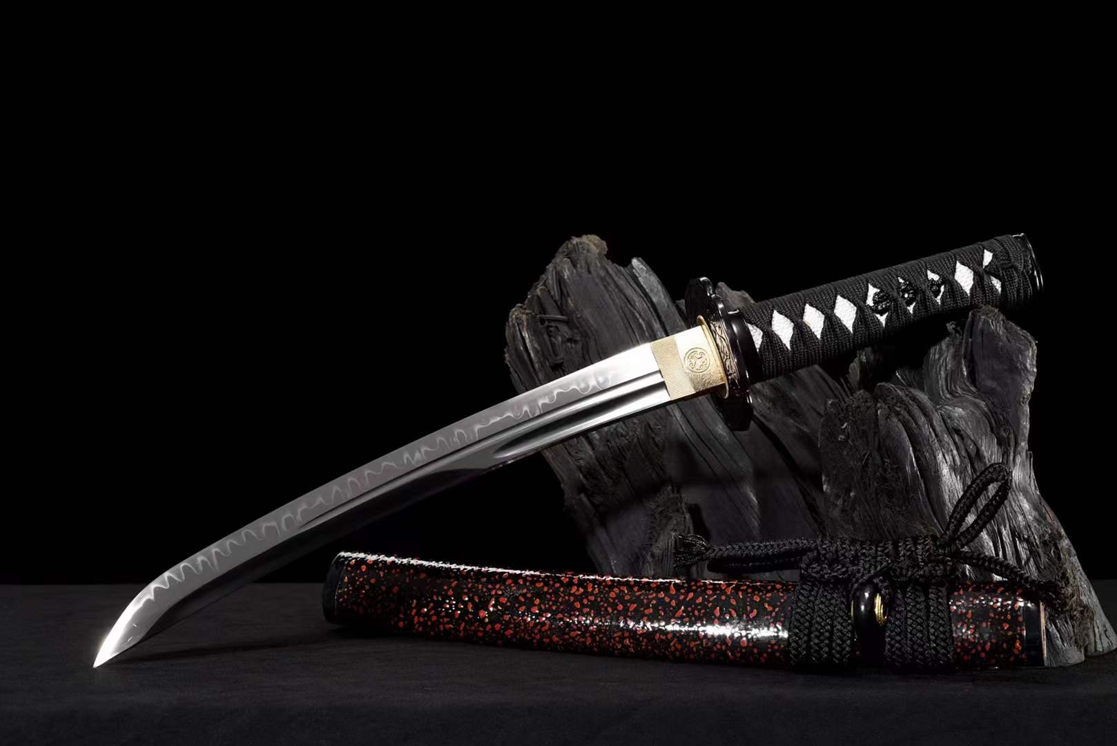 Hand Forged Japanese Tanto Naruto Short Sword T10 Turns the soil to burn blade - Tophatter Daily Deals