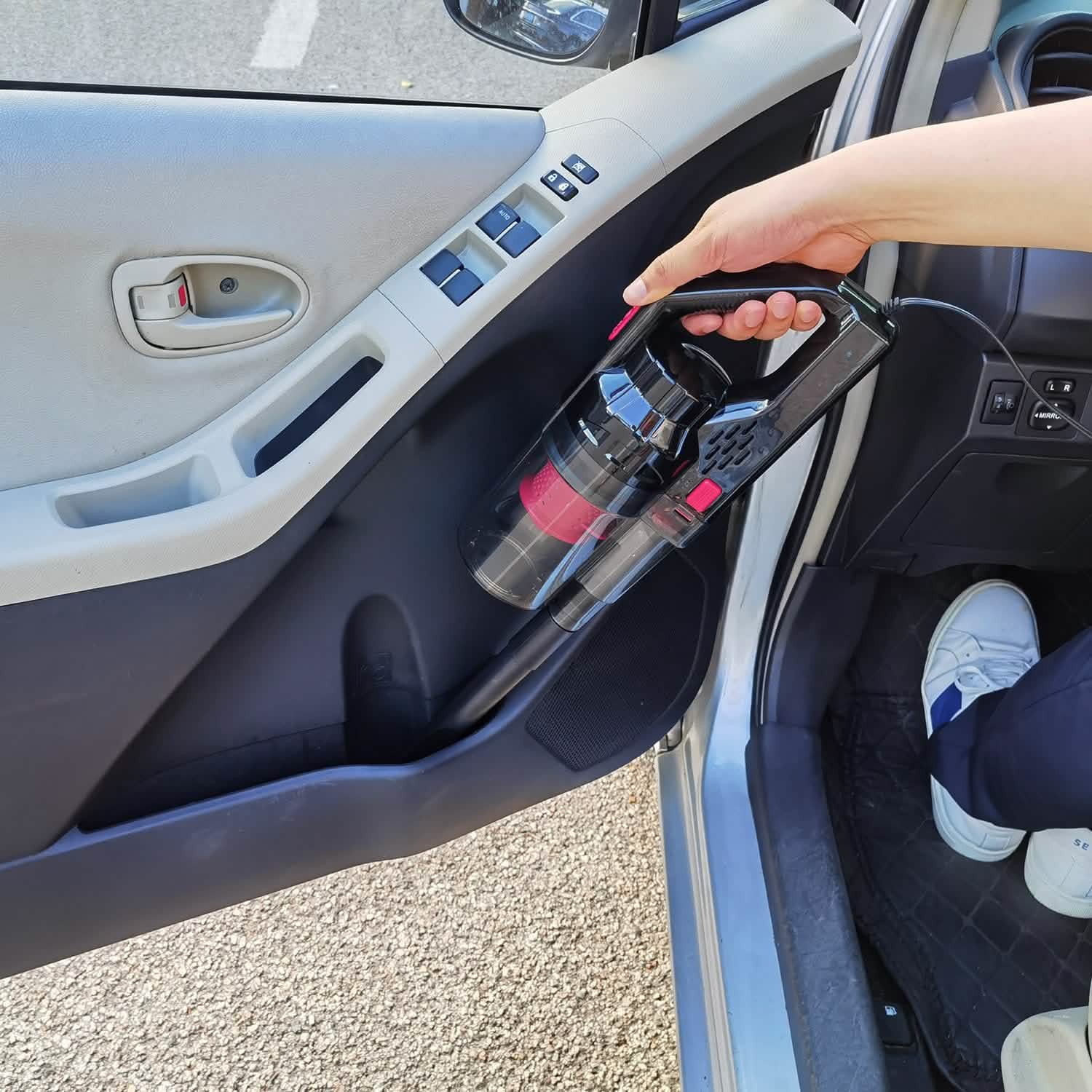 Handheld Car Vacuum Cleaner with Accessory Kit Automotive - Tophatter Daily Deals