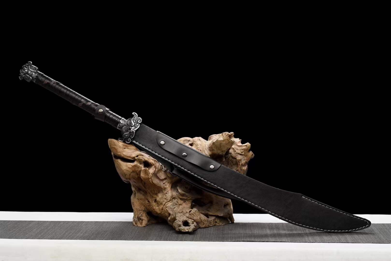 Handmade Beast Demon Oxtail Blade High Manganese Steel Corrosion pattern - Tophatter Daily Deals