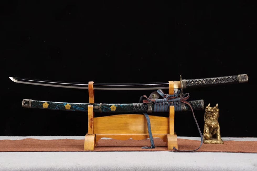 Handmade Japanese Tachi Odach Thousand Feathers 1060 High Speed Steels Hand grinding - Tophatter Daily Deals