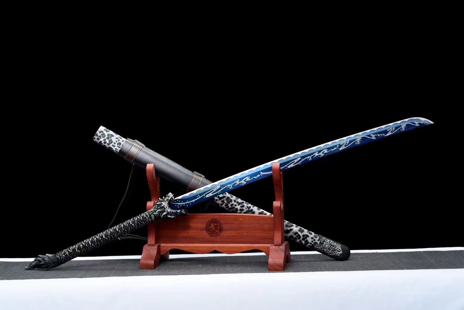 Handmade Wolf Road Manganese Steel Chinese Sword Exclusive Flame Fireworks - Tophatter Daily Deals