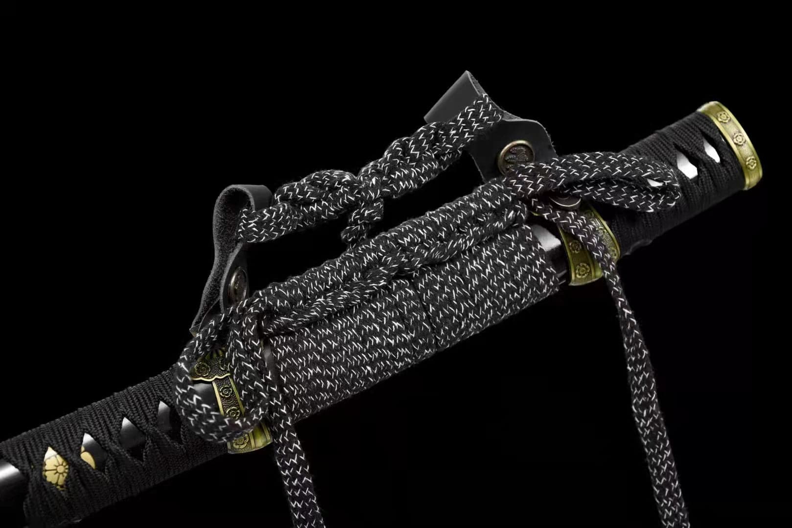 High-performance Japanese Tachi Odachi 村雨丸 Spring Steel Exclusive mold opening - Tophatter Daily Deals