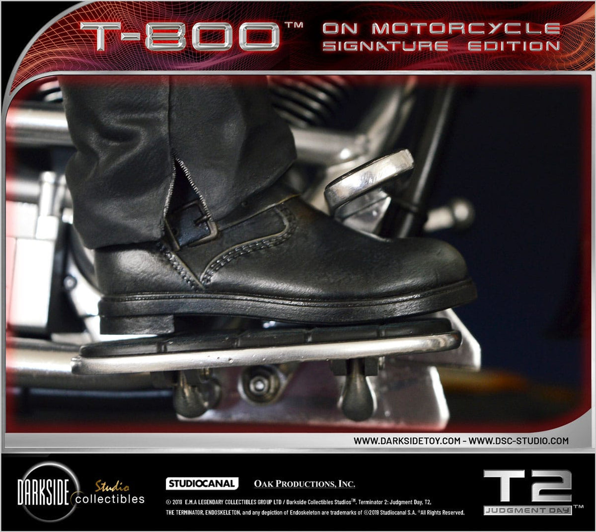 Terminator 2 - T-800 on Motorcycle Limited Signature Edition - COA Signed By Arnold Schwarzenegger! Model Motorcycle - Tophatter Daily Deals