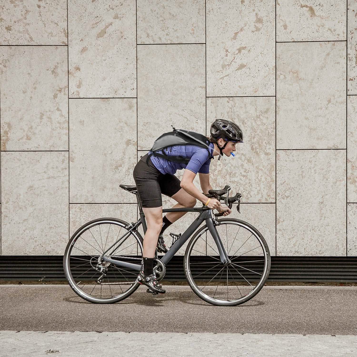 Hydration Backpack Pack with 2L Water Bladder Outdoor Recreation - Tophatter Daily Deals