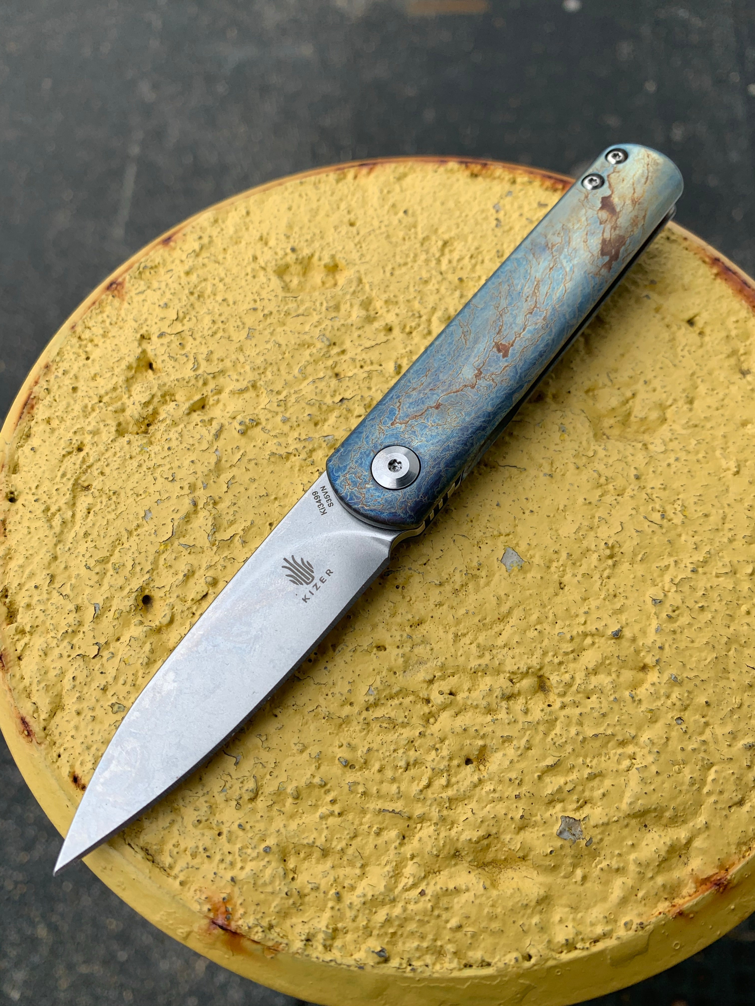 Kizer Feist - Drop Point - Lightning Strike Finish - St. Nick's Custom Anodization Knives - Tophatter Daily Deals