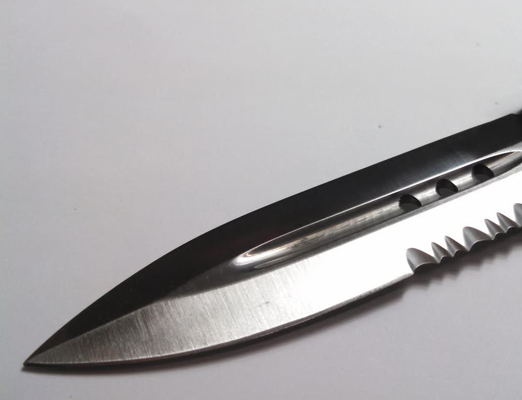 Titan OTF Dual Action Red Automatic Knife - Black Dagger Serrated Knife-OTF - Tophatter Daily Deals