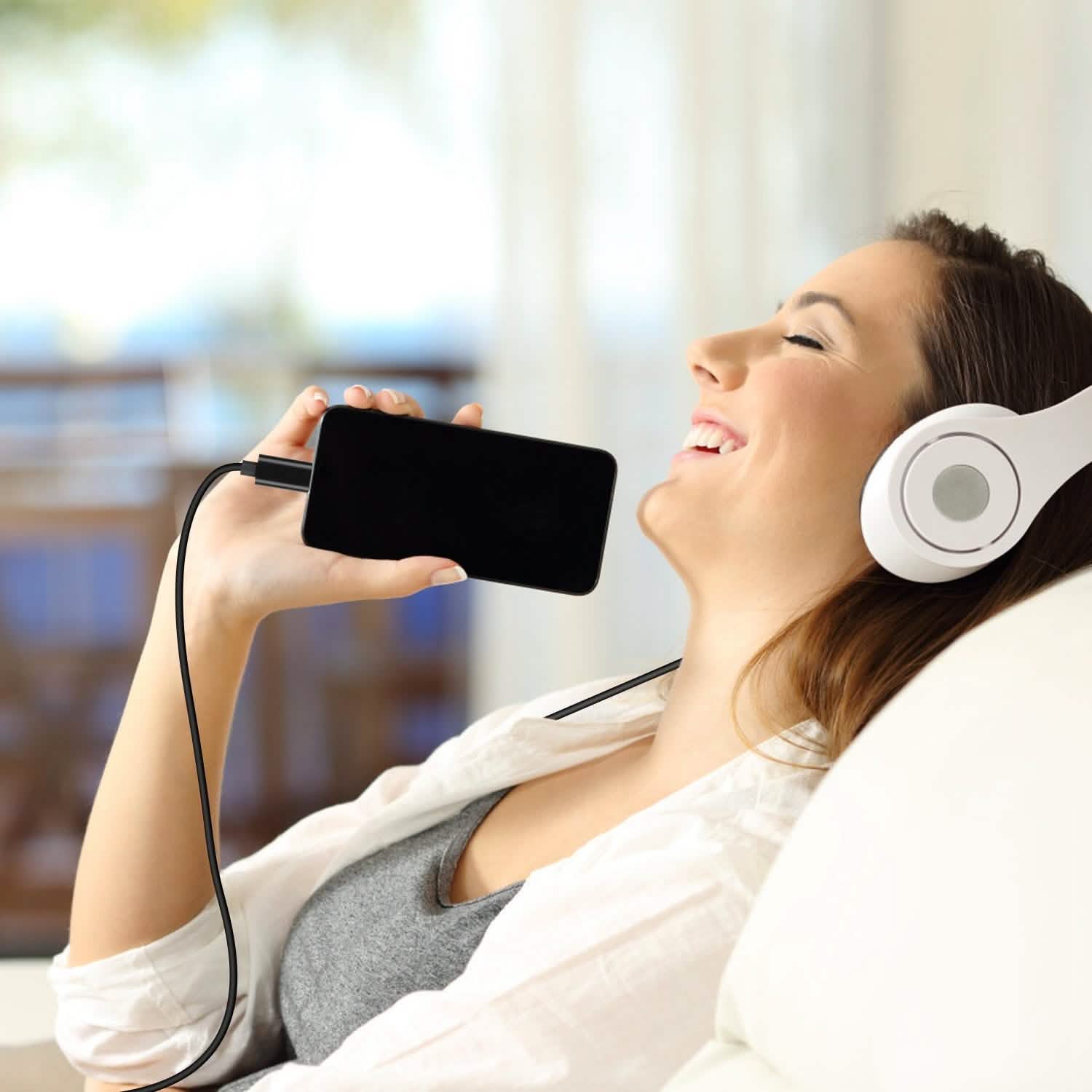 iOS 8 Pin to 3.5mm Aux Audio Adapter Cord Mobile Accessories - Tophatter Daily Deals