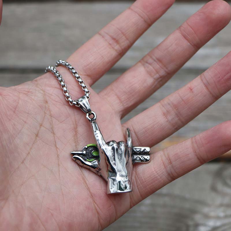 Octane Heirloom In Hand Limited Edition Necklace USA Stock - Tophatter Daily Deals