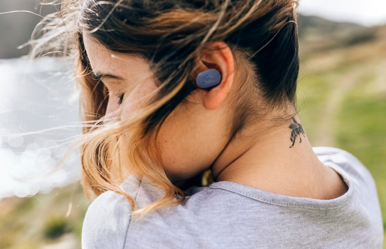JBL Tune Buds True Wireless Zero Noise Cancelling Pure Bass Earbuds In-Ear Headphones - Tophatter Daily Deals