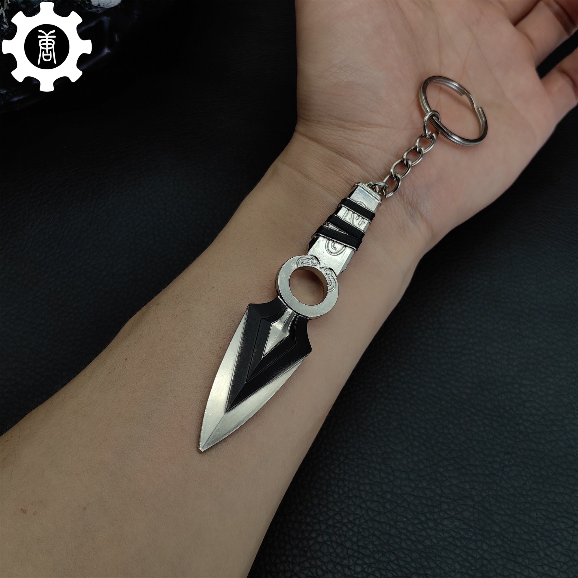 Mini Jett Kunai Metal Keychain - Tophatter Daily Deals