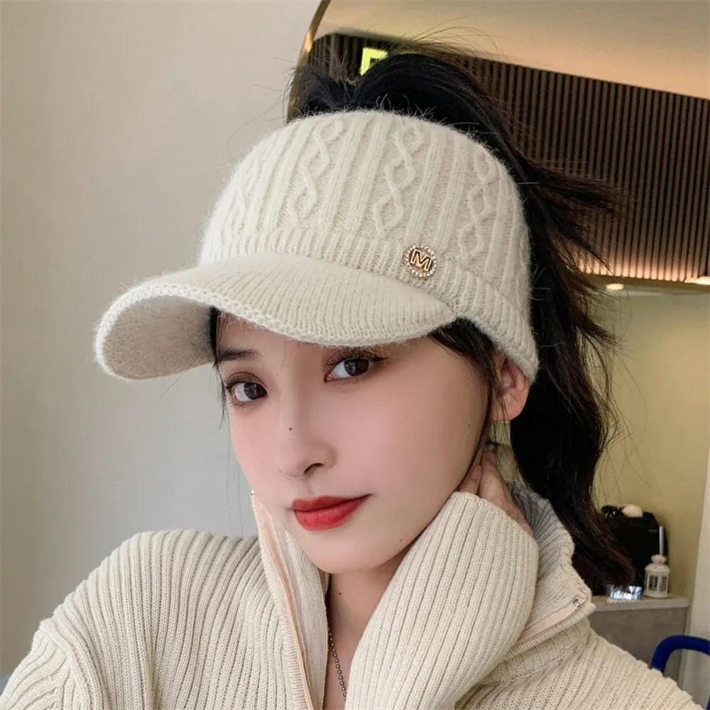 Warm Women's Knitted Baseball Cap - Cable Knit, Winter Beige - Tophatter Daily Deals