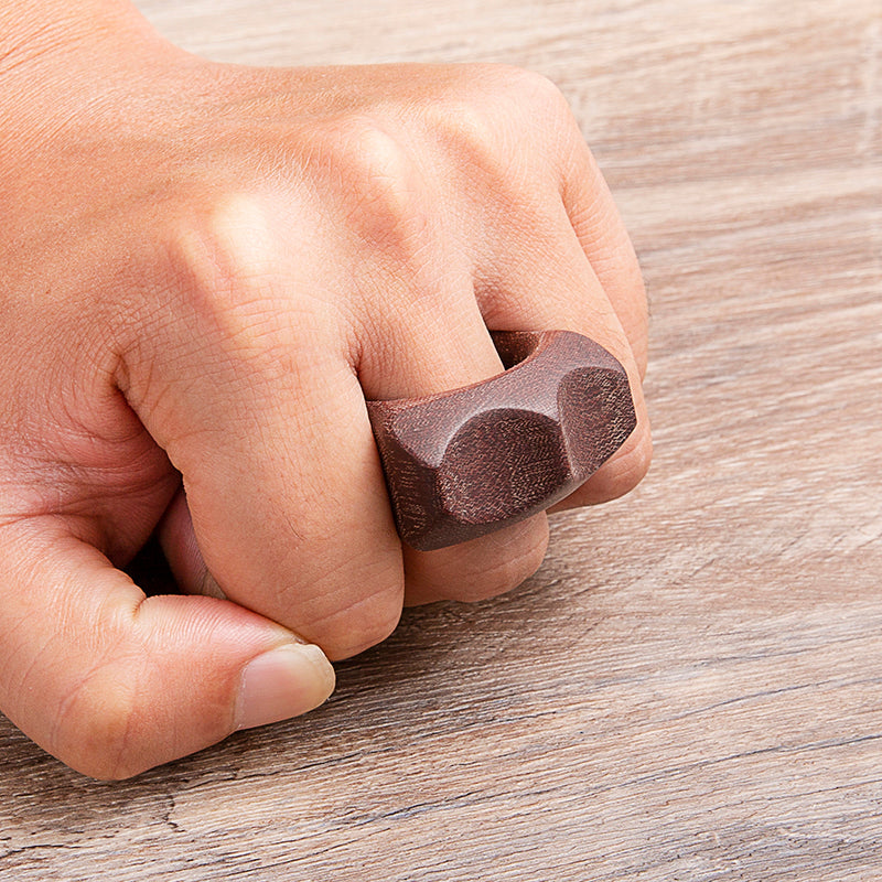 Knuckle Duster Plastic - Non Metal Brass Knuckles - Tophatter Daily Deals