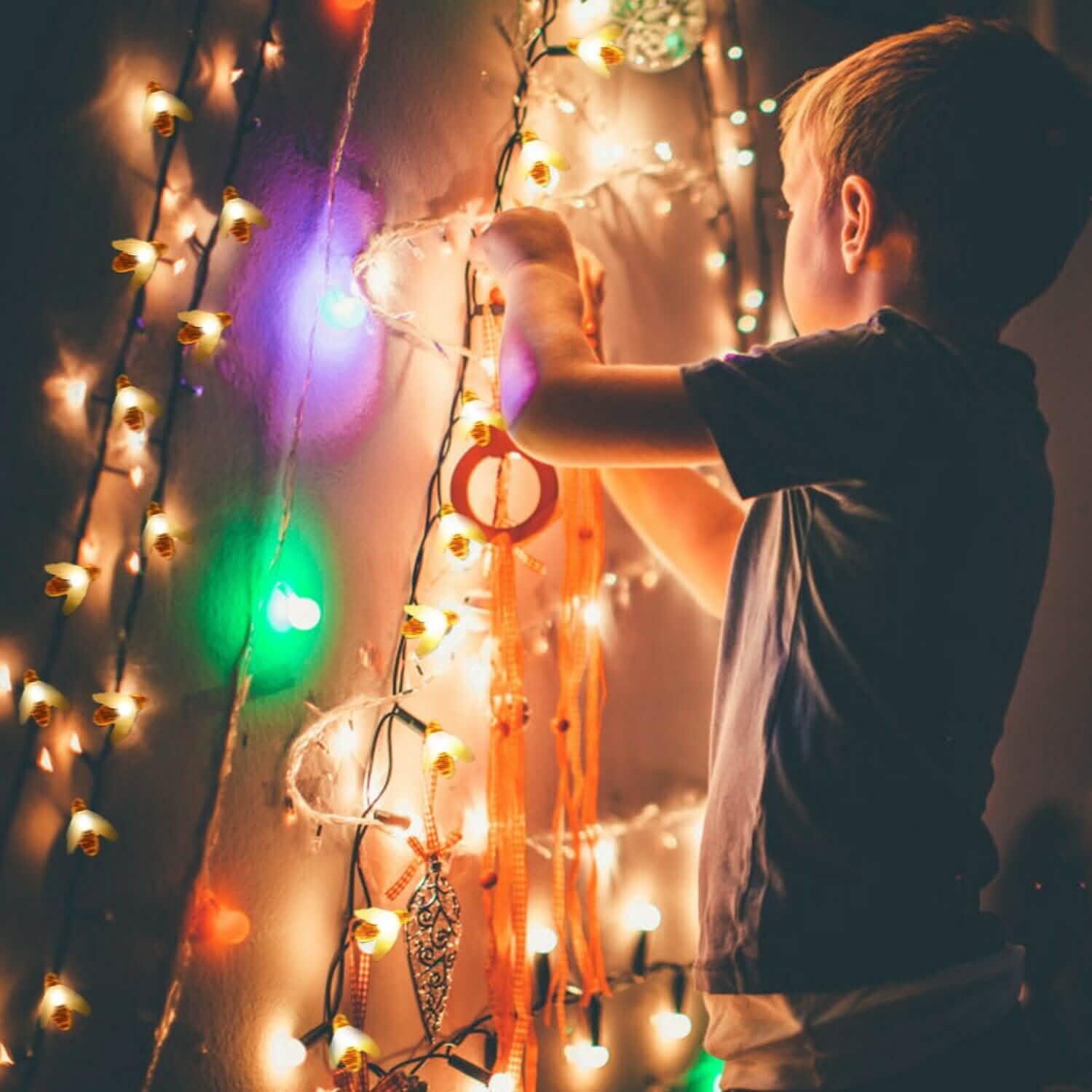 LED Solar String Bee Lights 30 Honeybees String & Fairy Lights - Tophatter Daily Deals