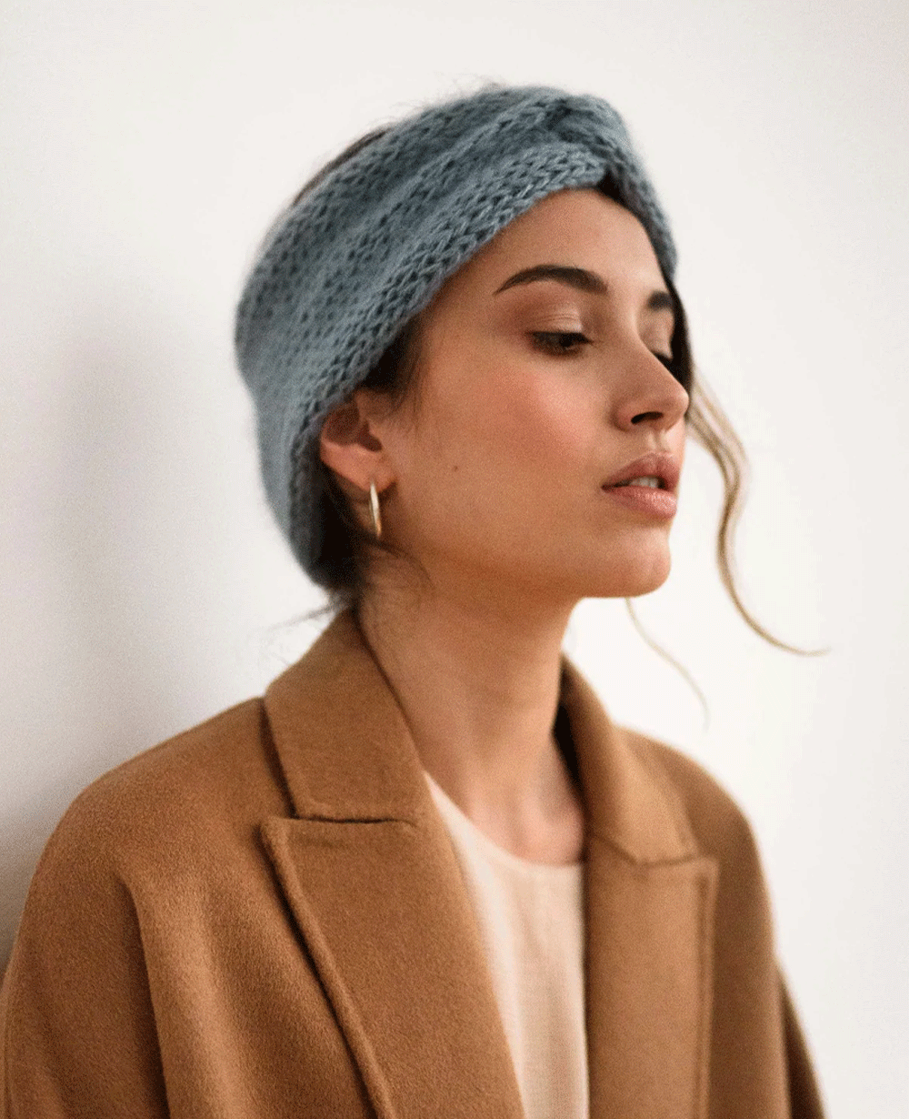 Soft Cozy Womens Knitted Headband - Twisted Mohair Warmth LIGHT BLUE - Tophatter Daily Deals
