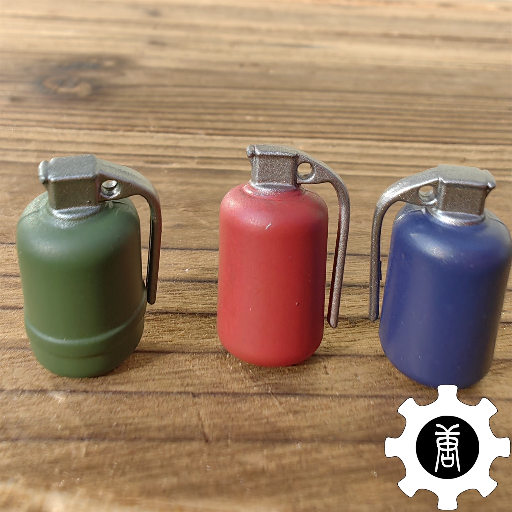 Re4 Weapon Case Leon S Kennedy Metal Mini Weapon Suitcase 11 in 1 - Tophatter Daily Deals