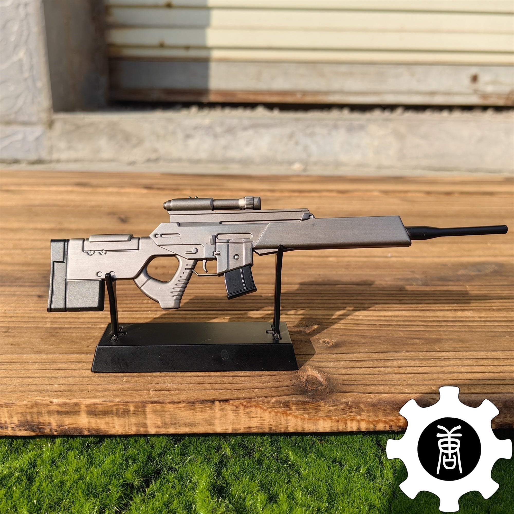 Re4 Weapon Case Leon S Kennedy Metal Mini Weapon Suitcase 11 in 1 - Tophatter Daily Deals