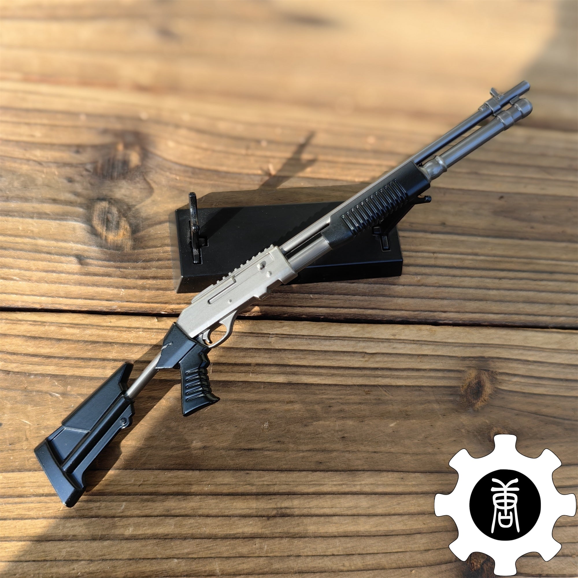 Re4 Weapon Case Leon S Kennedy Metal Mini Weapon USA Only - Tophatter Daily Deals