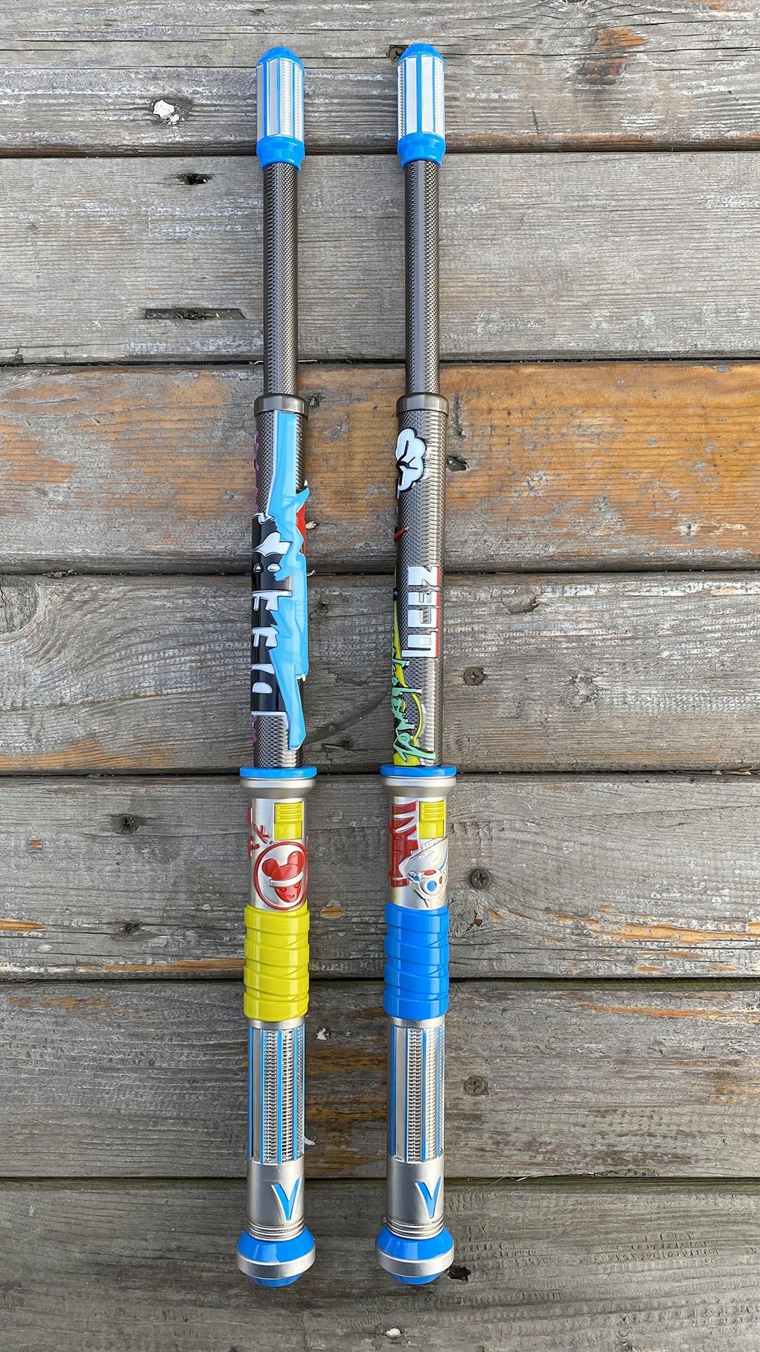 Life-size Lifeline Heirloom Shock Sticks Metal Replica - Tophatter Daily Deals