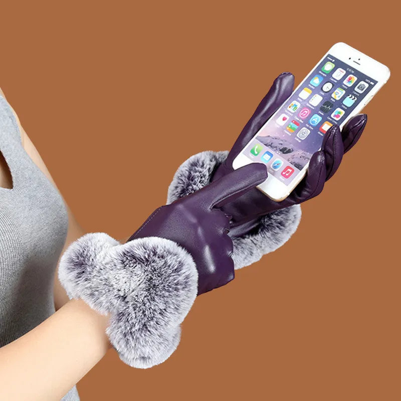 Warm Women's Leather Gloves - Faux Fur Cuff, Touchscreen - Tophatter Daily Deals