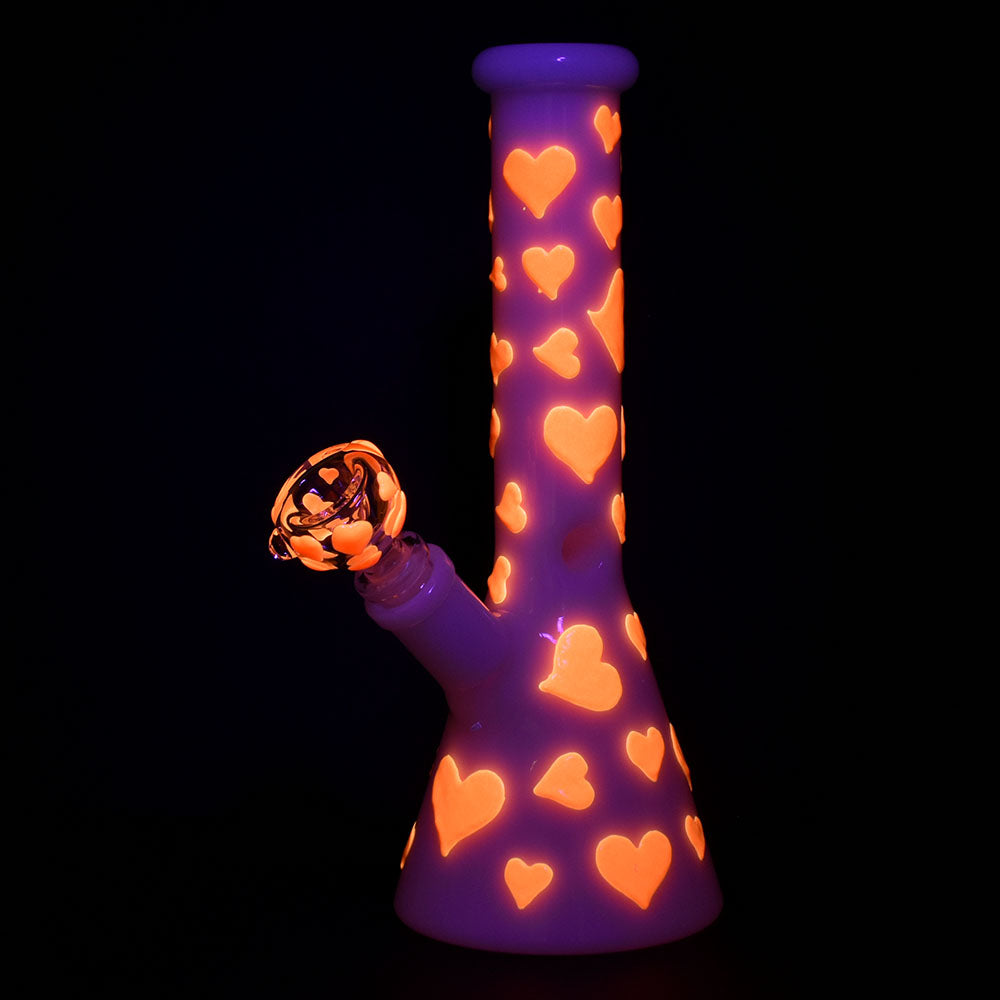 Luminescent Love Beaker Bong Bongs - Tophatter Daily Deals