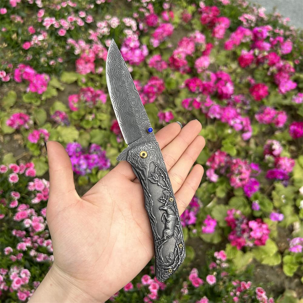 3D Sculpture Reindeer Folding Knife - Tophatter Daily Deals