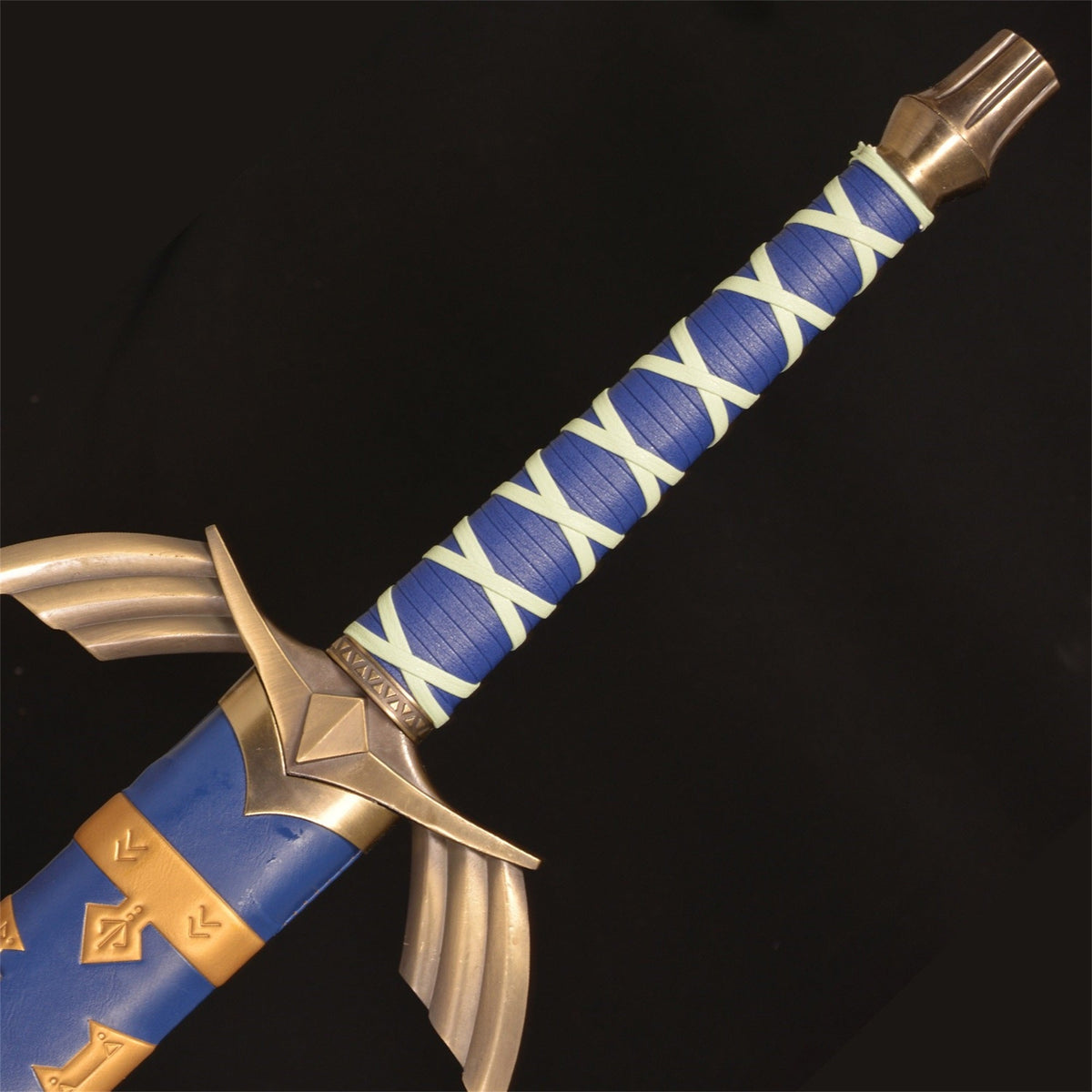 Link Skyward Master Sword Metal Replica Cosplay Prop - Tophatter Daily Deals