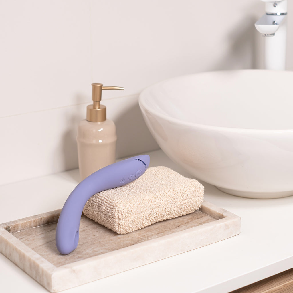 Womanizer OG G-Spot Air Stimulator in Lilac Vibrators > G-Spot Vibrators - Tophatter Daily Deals