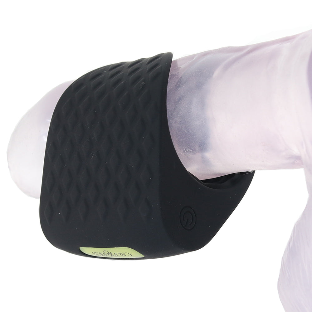 Boundless Grip Stroker - Tophatter's Vibrator Deals Online Male Masturbators > Vibrating - Tophatter Daily Deals
