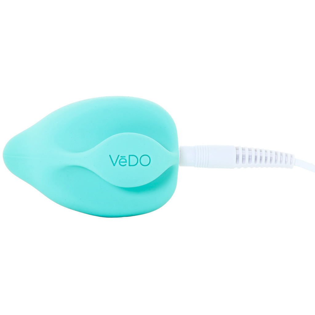Yumi Rechargeable Finger Vibe in Tease Me Turquoise Vibrators > Finger Vibrators - Tophatter Daily Deals