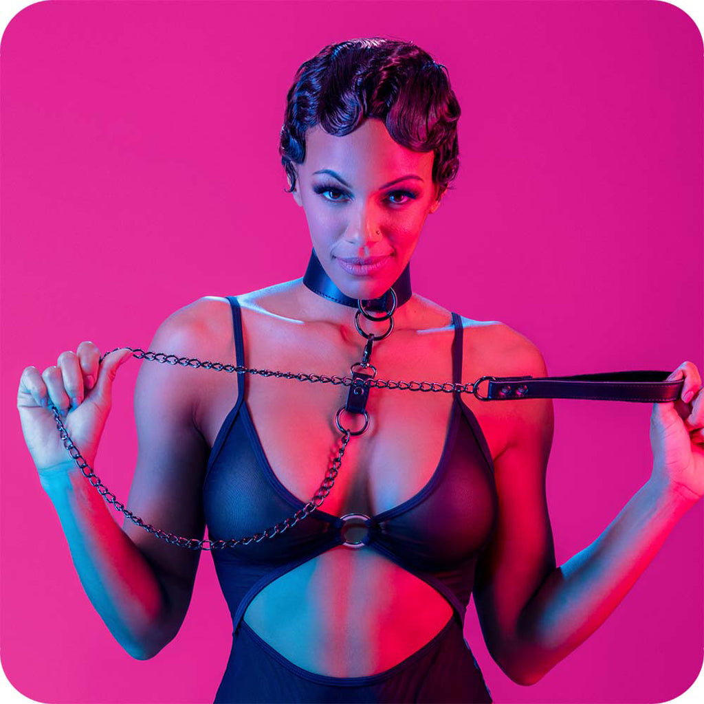 Euphoria Collar With Chain Leash Bondage and Fetish > Leashes and Collars - Tophatter Daily Deals