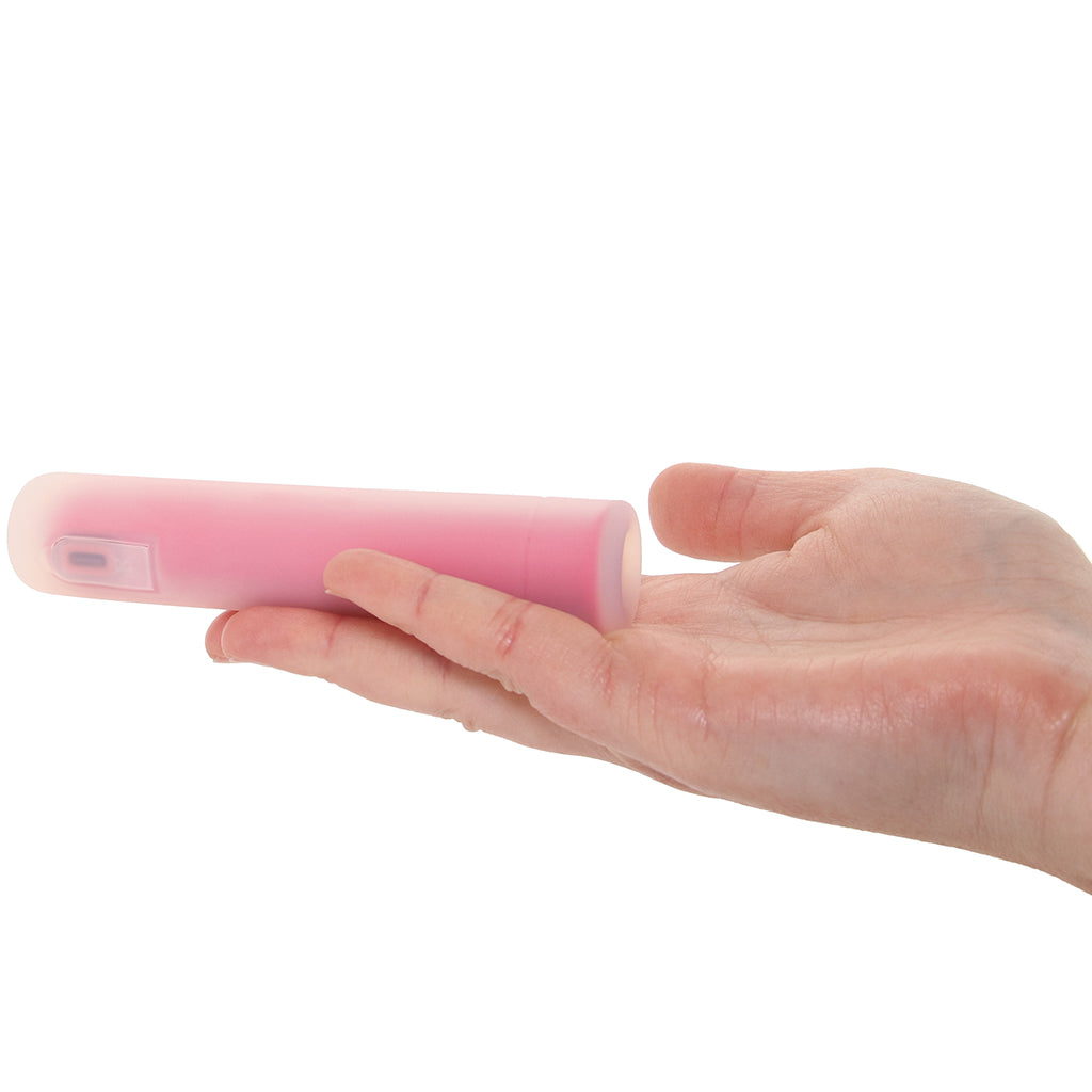 Satisfyer First Kiss Air Pulse Stimulator Vibrators > Clitoral Stimulators - Tophatter Daily Deals