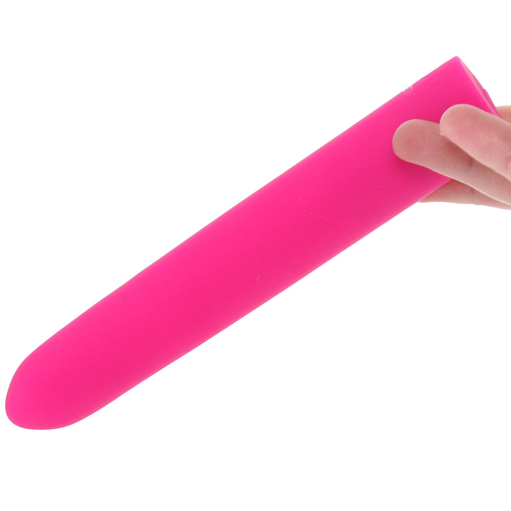 Classic Chic Standard Vibe - Tophatter's Vibrator Deals Online Vibrators > Traditional Vibrators - Tophatter Daily Deals