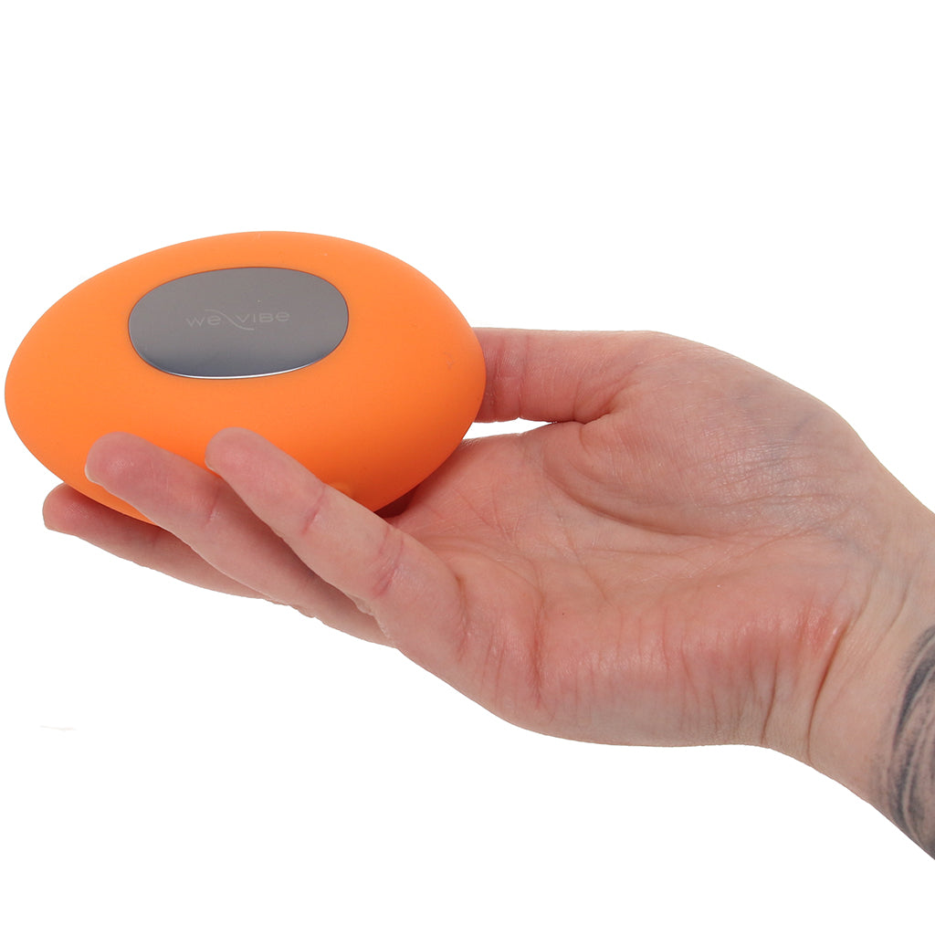 We-Vibe Temp Temperature Play Vibe in Tangerine - Tophatter's Vibrator Deals Online Vibrators > Clitoral Stimulators - Tophatter Daily Deals