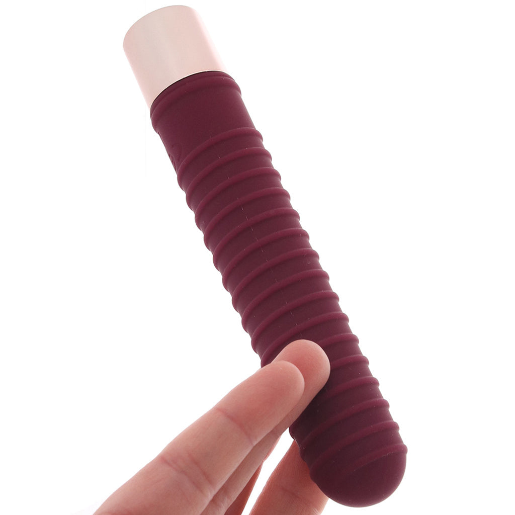 Loveline Poise Mini Vibe - Tophatter's Vibrator Deals Online Vibrators > Bullet and Egg Vibrators - Tophatter Daily Deals