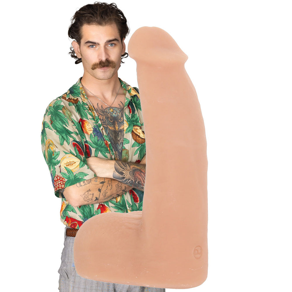 Signature Cocks The Flesh Mechanic 7.5 Inch Cock - Tophatter's Adult Sex Toys Online Dildo Sex Toys > Realistic Dildos - Tophatter Daily Deals