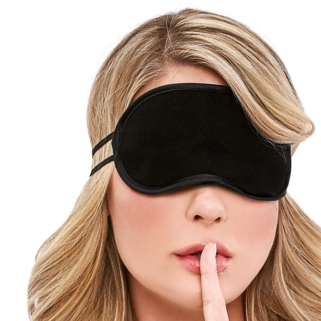 Collar and Nipple Clamps - Tophatter's Adult Products Bondage and Fetish > Nipple Stimulators & Clamps - Tophatter Daily Deals