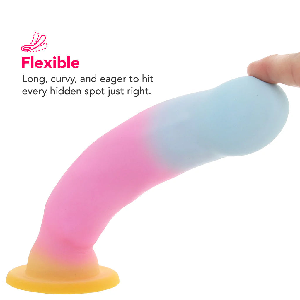 Avant Golden Dawn 6.5 Inch Dildo Dildo Sex Toys > G-Spot Dildos - Tophatter Daily Deals
