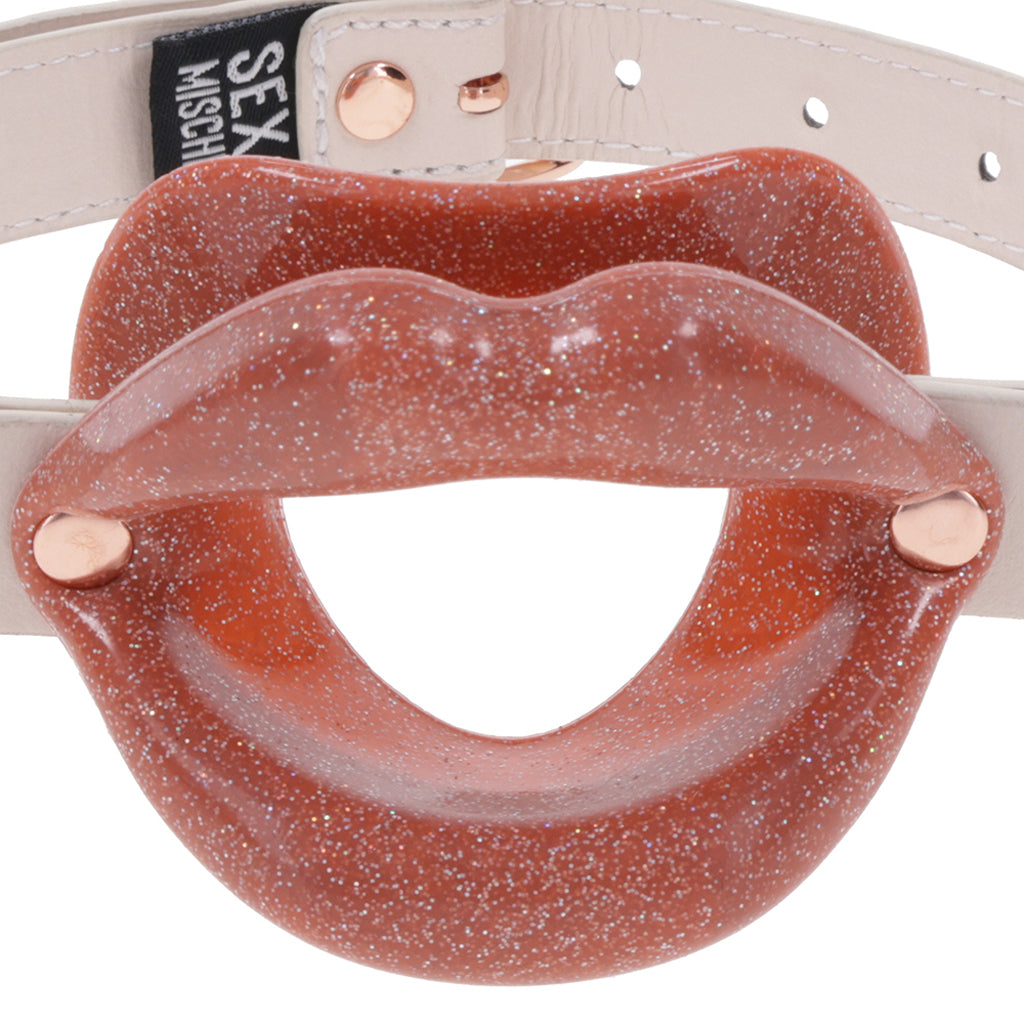 S&M Peaches 'n CreaMe Silicone Lips Gag - Tophatter's Adult Products Bondage and Fetish > Ball Gags & Mouth Restraints - Tophatter Daily Deals