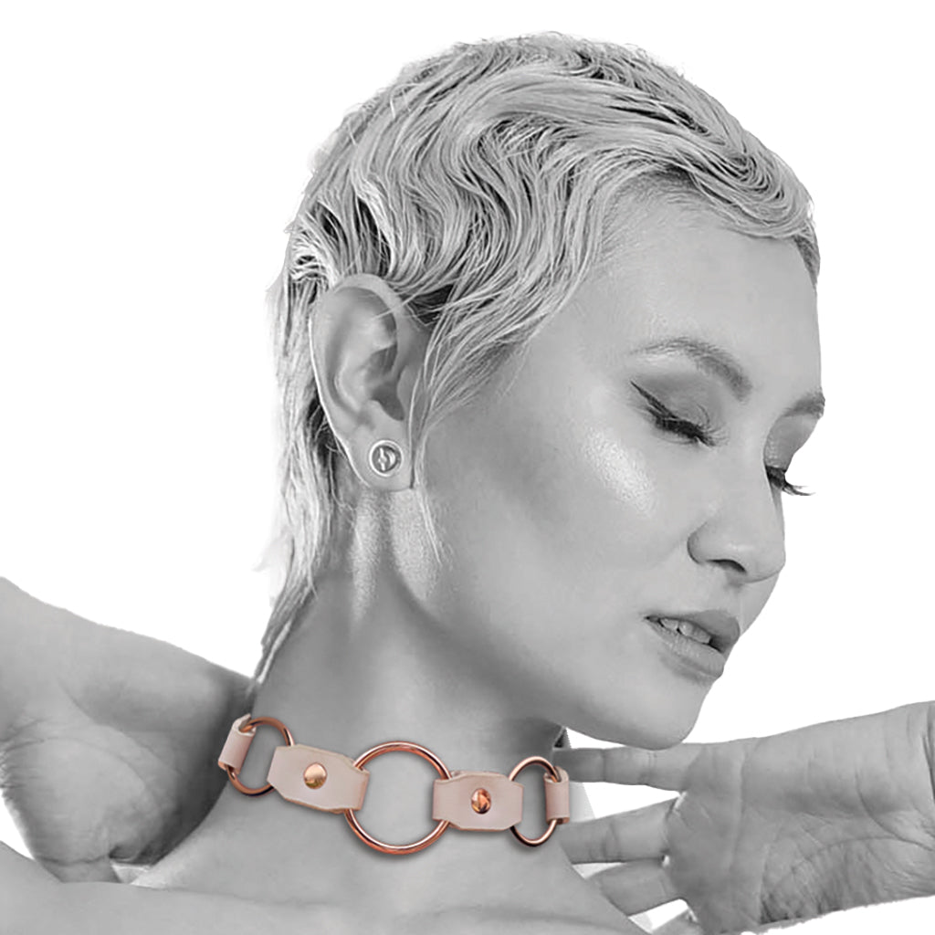 S&M Peaches 'n CreaMe Ring Day Collar Bondage and Fetish > Leashes and Collars - Tophatter Daily Deals