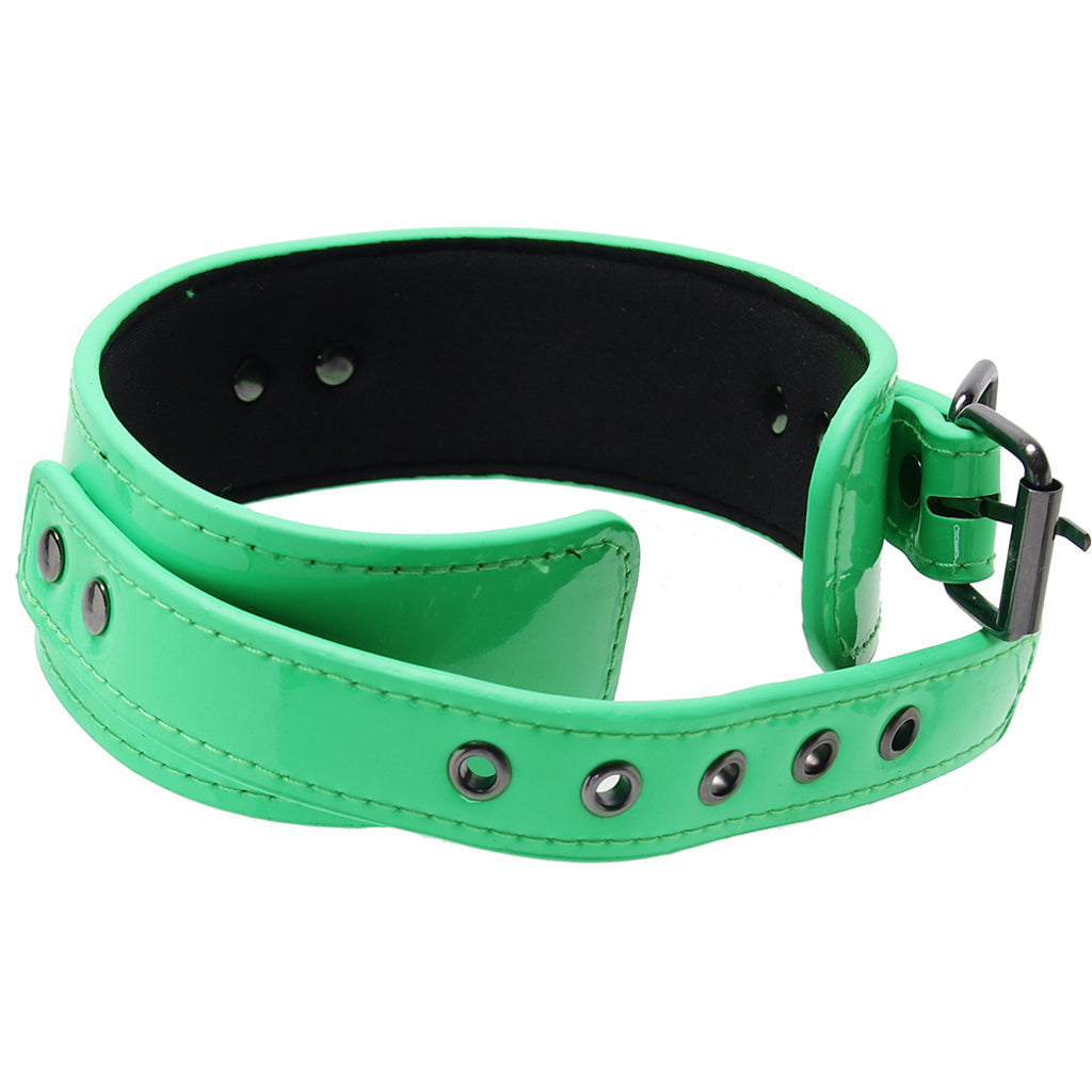 Electra Play Things Collar & Leash in Neon Green - Tophatter's Adult Products Bondage and Fetish > Pleasure Masks and Dress Up Play - Tophatter Daily Deals