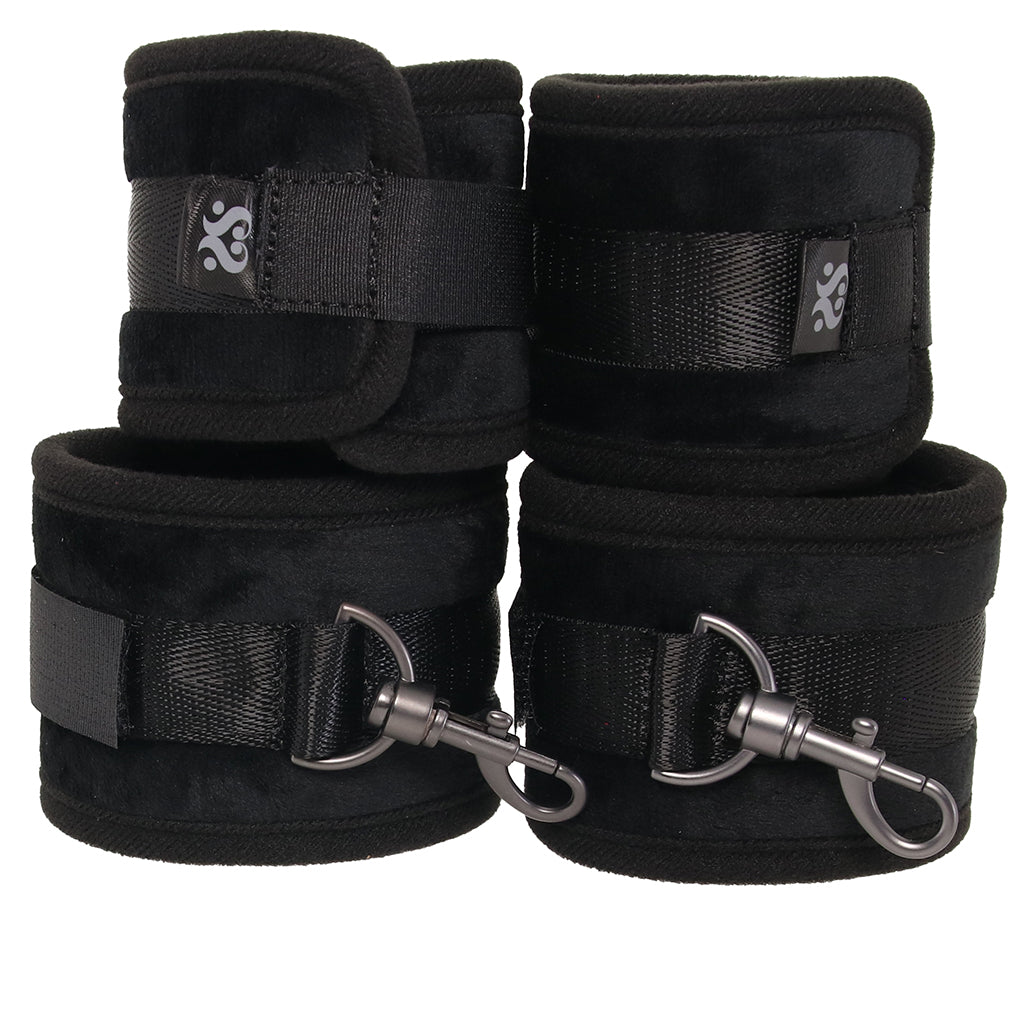 Sei Mio Delectable Domination Hog-Tie Set Bondage and Fetish > Restraints - Tophatter Daily Deals
